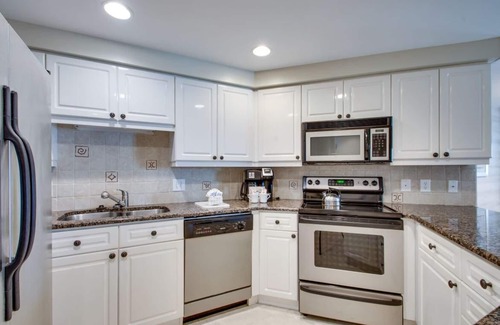 Gulf Pines Condominio | "Beachfront Bliss: East-Facing 3-Bed, 3-Bath Corner Unit on the 9th Floor at Westwinds Condominium" at Sandestin Golf and Beach Resort!