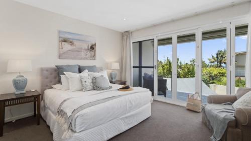 Sapphire Beach Casa | Beachfront by the CC - Plunge Pool, Beach, Pets, 3Bed, 3Bath