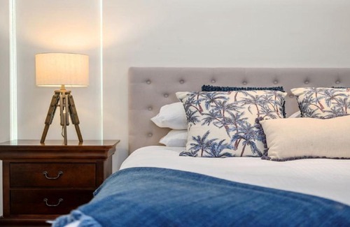 Sapphire Beach Casa | Beachfront by the CC - Plunge Pool, Beach, Pets, 3Bed, 3Bath