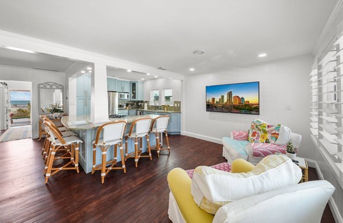 Independence Square Casa | Beachfront cottage with private pool and hot tub!
