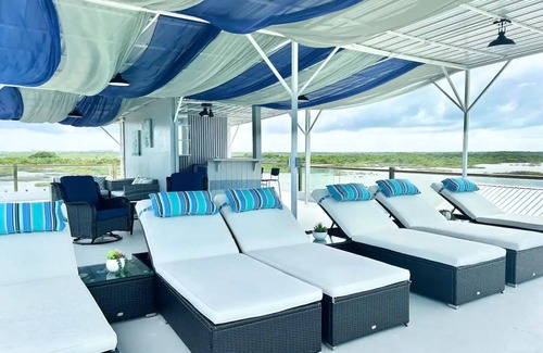 San Pedro Cabina | Beachfront Cabin #2/Free Breakfast/120SF