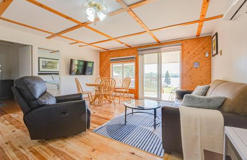 Magnetawan Casa | Beachfront Cabin #5- Maijac Resort & Marina