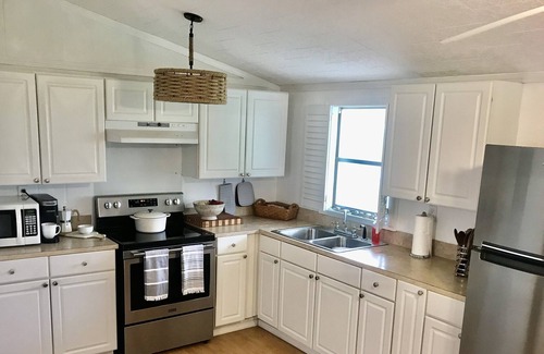 Grand Isle Casa | BEACHFRONT CAMP ON QUIET END OF ISLAND. WELCOME TO OUR PARADISE!