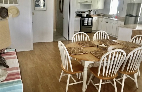 Grand Isle Casa | BEACHFRONT CAMP ON QUIET END OF ISLAND. WELCOME TO OUR PARADISE!