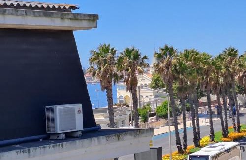 Estoril Apartamento | BEACHFRONT Cascais,Estoril Apartment