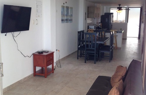 Cartagena Apartamento | Condominio frente a la playa / Apartamento en la Playa con Hermosa Vistas del Mar