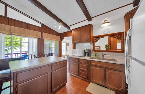 Carsonville Casa | BeachFront Couples Getaway w Starlink & Sunrises!