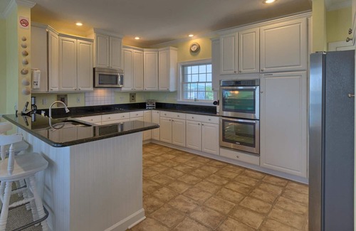Treasure Beach Village Casa | Beachfront - Community Pool/Pickleball Access!