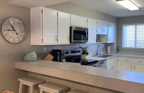 New Smyrna Beach Condominio | Beachfront condo*Spectacular views & amenities!! *Walk to Flagler!!*Updated Unit
