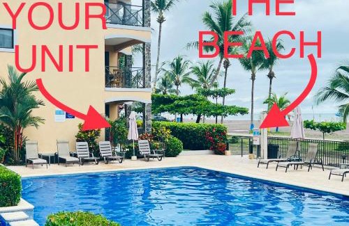 Jacó Apartamento | BEACHFRONT Condo Bahia Encantada L1 Jaco Beach