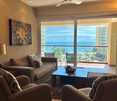 Flamingos Apartamento | Beachfront Condo DelCanto Resort