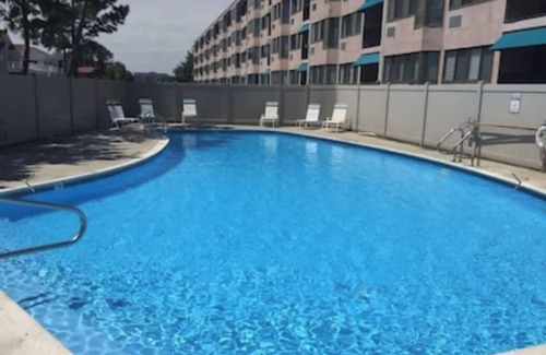 Southend Condominio | Beachfront Condo!! Pet friendly! 2 Bed, 2 Bath