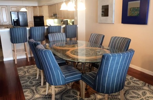 Redington Beach Condominio | Condominio frente al mar en La Contessa!, 3BD / 3BA, junto a la piscina Cabana, muelle de pesca privada