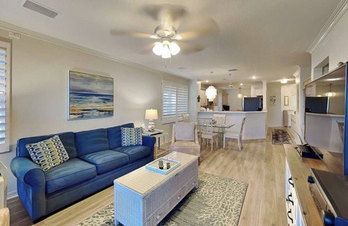 Flagler Beach Condominio | South Beach Club 205, 3 habitaciones, capacidad para 6, vista al mar, segundo piso, ascensor