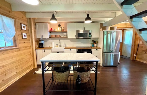 Good Hart Cabaña | Beachfront Cottage along Lake Michigan Shores