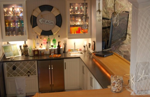 Turkey Point Cabaña | Beachfront Cottage and Boat channel access