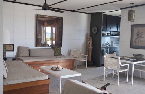 Waialua Cabaña | Beachfront Cottage en North Shore Oahu, capacidad para 4, $ 195 / Noche