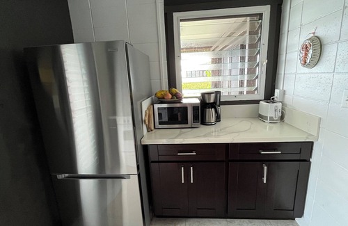 Waialua Cabaña | Beachfront Cottage en North Shore Oahu, capacidad para 4, $ 195 / Noche
