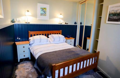 Torcross Casa | Beachfront Cottage With Sea Views & Coastal Walk