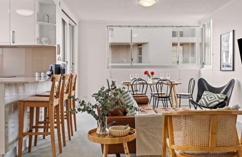 Cronulla Apartamento | Beachfront Cronulla Getaway with Ocean Views & Spa