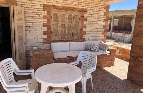 Marsa Matruh Chalet De Esquí | Beachfront Private Chalet in Marsa Matrouh - Family Vacation Home
