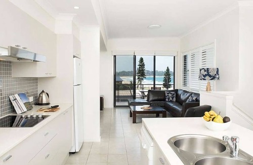 Mollymook Apartamento | Beachfront Eight - Luxury apartment right on the waters edge