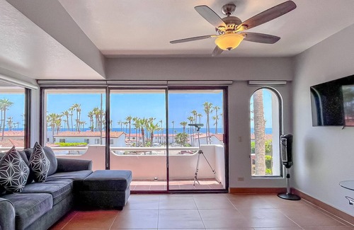 La Paloma Condominio | Ocean View La Paloma Condo w/Beach Access Downtown