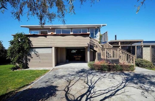 Kaikoura Casa | Beachfront | Games Room | Handy Location, Beachfront | Games Room | Handy Location