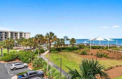Litchfield by the Sea Casa | Beachfront Getaway Luxurious 3BR with Ocean Views