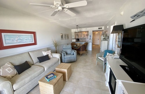 Ono Island Condominio | FRENTE AL MAR, GRAN PATIO Y MAGNÍFICAS VISTAS! 2 habitaciones / 2 baños en Perdido Key, FL