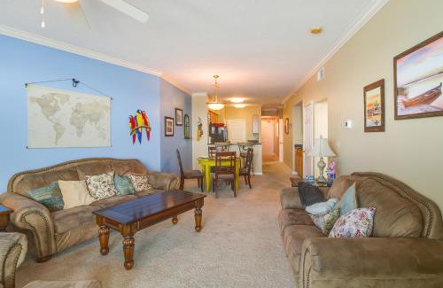 Gulfport Apartamento | Beachfront Gulfport Vacation Rental with Balcony!