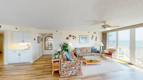 Litchfield by the Sea Casa | Beachfront Haven 2BR Retreat Litchfield By the Sea