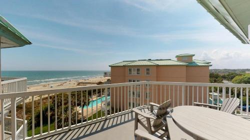 Litchfield by the Sea Casa | Beachfront Haven 2BR Retreat Litchfield By the Sea