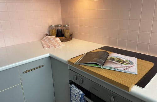 Surfers Paradise Apartamento | Beachfront Hideaway - Serenity by the sea