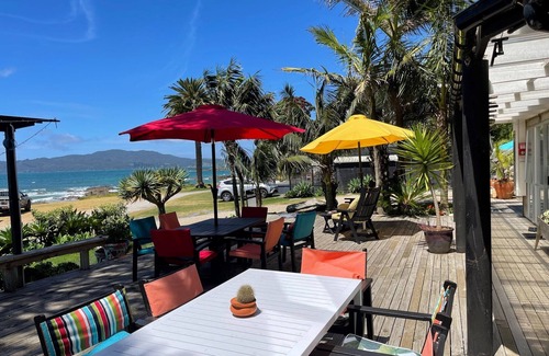Doubtless Bay Apartamento | Beachfront Holiday for you! 2 bedroom sleeps up to 5 Pet Friendly Nautilus House