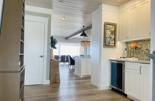 Boca Grande Casa | Beachfront home convenient to downtown Boca Grande