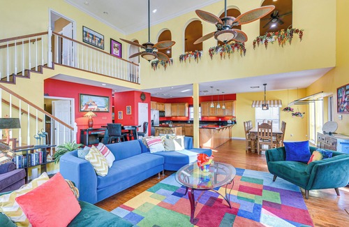 San Luis Casa | Beachfront Home w/ Deck + Views in Freeport!