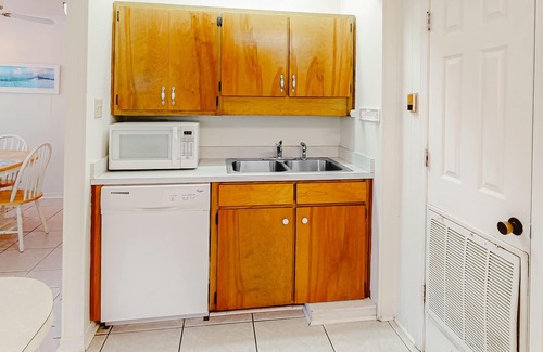Surf Side Shores Casa | Beachfront home with furnished deck, great location, & WiFi