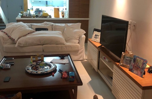 Portogalo Casa | CASA DE PLAYA CON 5 SUITES, PISCINA, TV POR CABLE Y WIFI.