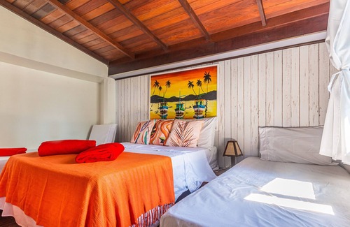 Marinas Casa | Beach House by the Sea in Angra dos Reis
