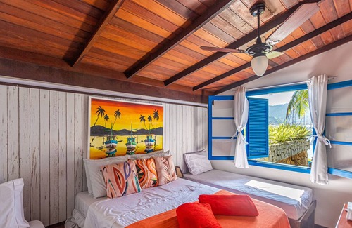 Marinas Casa | Beach House by the Sea in Angra dos Reis