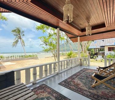 Chaloklum Casa | Beachfront house in Chaloklum