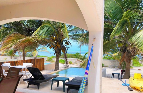 Miramar Casa | Beachfront House with pool in San Bruno, Progreso