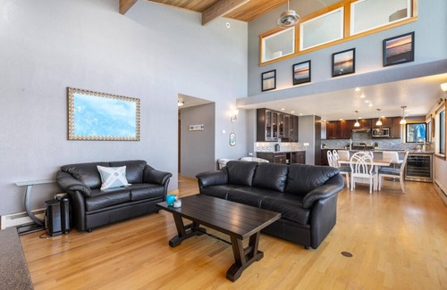 Bells Beach Casa | Beachfront I Whale Watch I SUP I Dogs Ok