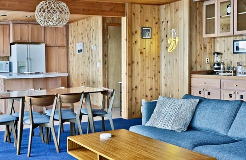 Langley Casa | Beachfront I WhaleWatching I King Bed I Kayak I Paddle board