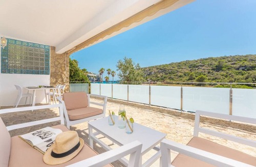 Cala en Porter Apartamento | 4 Brothers apartmento, justo enfrente de la playa!!