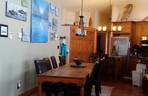 Proctor Casa | Frente a la playa del lago Kootenay Columbia Británica