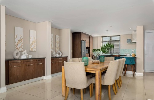 Big Bay Apartamento | Beachfront Living at Eden on The Bay