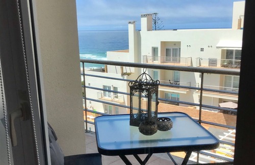 Foz do Arelho Condominio | Beachfront loft with incomparable sea view and huge roof terrace.