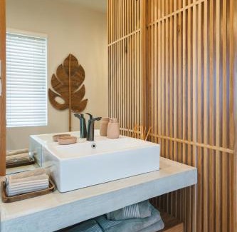 Poste Lafayette Apartamento | Beachfront Luxury Apartment- Poste La Fayette